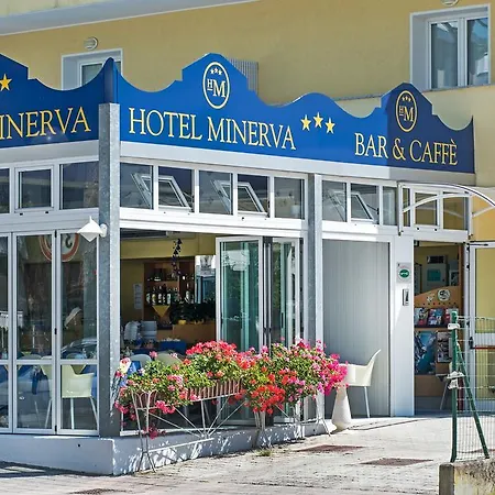 米勒娃酒店 3*